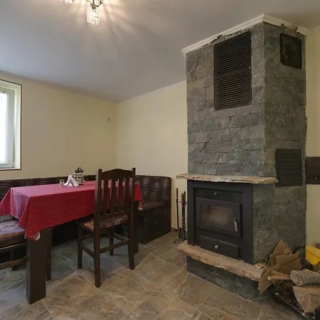 Marinovata Kashta Maison d'hôtes 2*