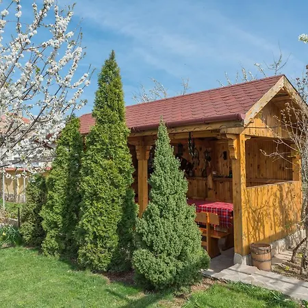 Marinovata Kashta Maison d'hôtes 2*